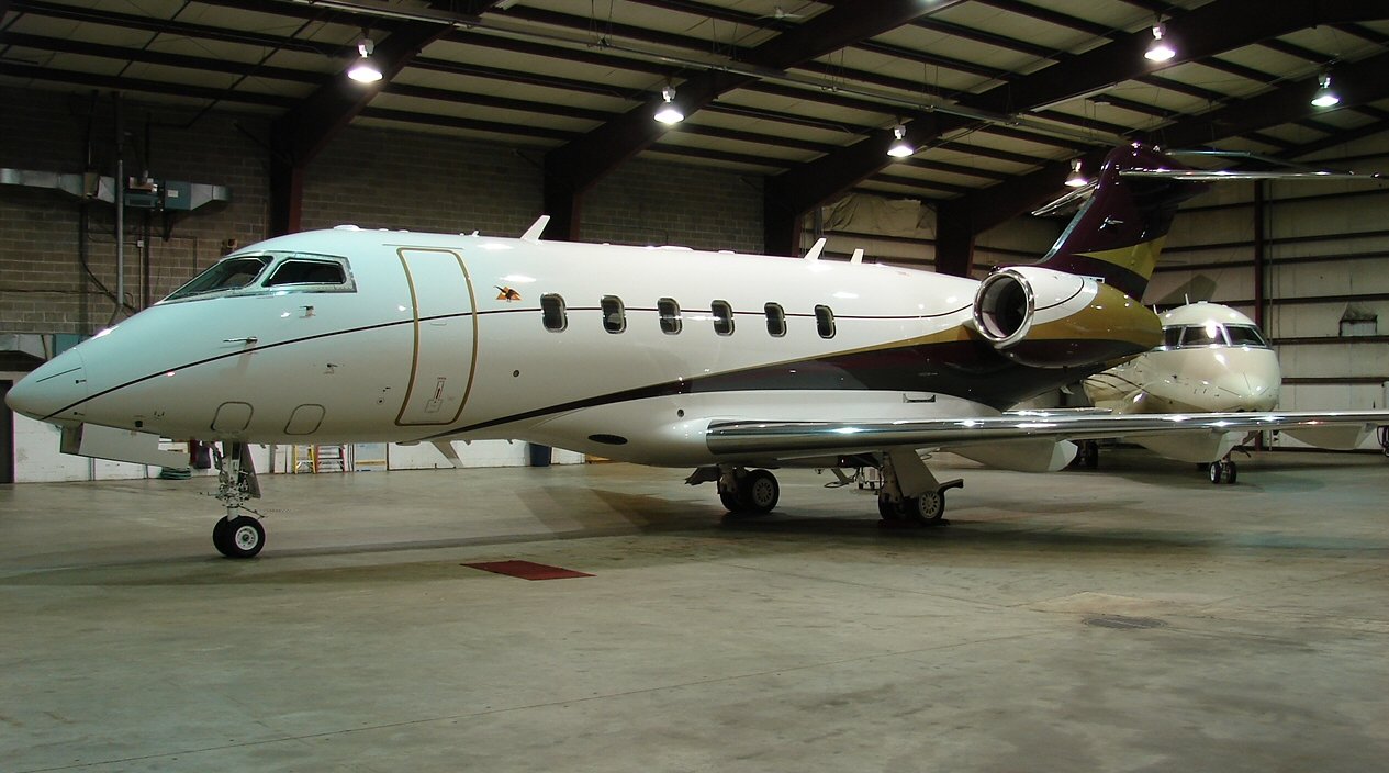 Challenger 300 super midsize